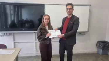 Karne alan öğrencilerin mutluluğu