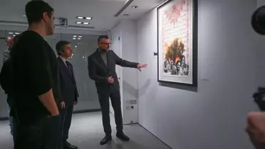 Sergiden bir poster örneği, Sürgündeki Zeytin Ağacı temalı