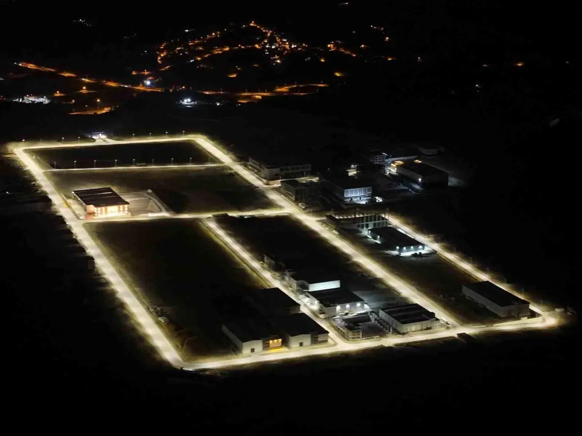 Yalova OSB'de Yer Altı Enerji Şebekesi Tamamlandı: Güvenlik ve Sürdürülebilirlik Artıyor