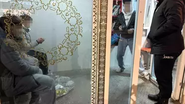 Temizlik sonrası temiz minibüs durağı