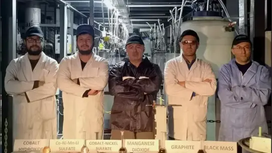 Şehirdeki elektronik atık toplama ve işleme alanı