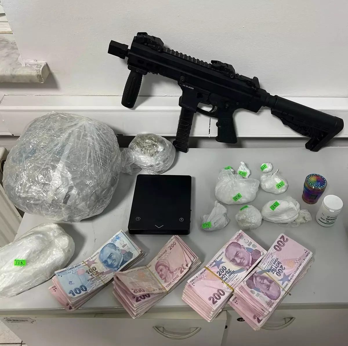 İzmir Menderes'te Firari Hükümlü S.A. Hobi Bahçesinde Yakalandı