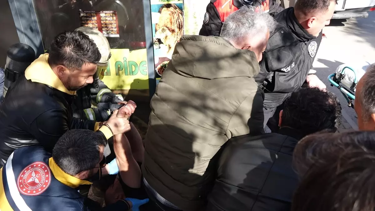 Antalya’da Fırın Yangını: Tartışma Sonrası Kontrolsüz Alevler Çıktı