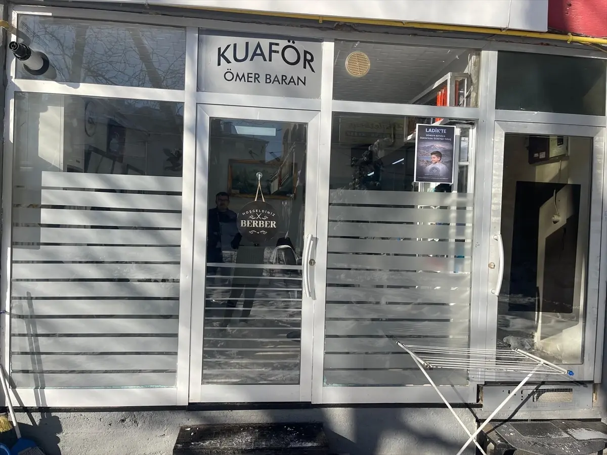 Ladik’te Öğrencilere Ücretsiz Tıraş Hizmeti Başladı