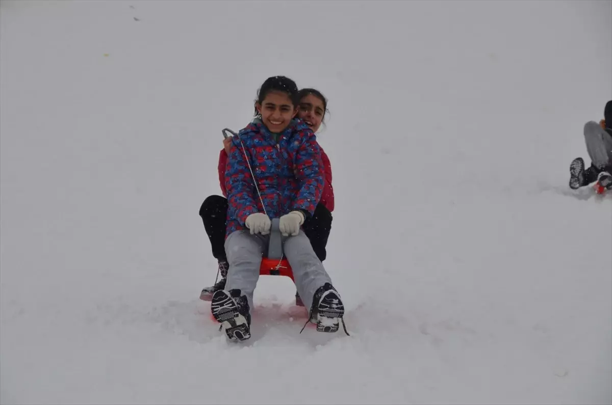 Muş'ta Kayak Merkezleri Yaz Tatilinde Bile Kalabalık