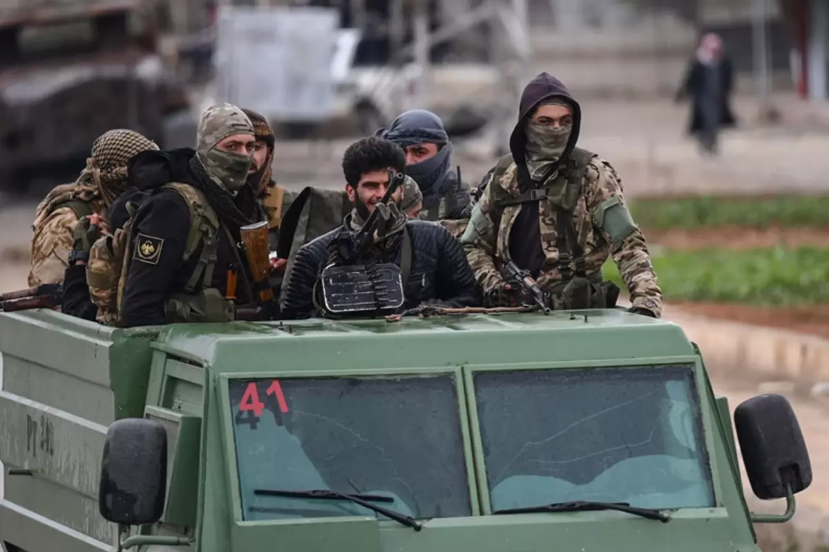 Suriye Ordusu Fırat Nehri Boyunca Operasyonunu Genişletti, Siviller Uyarıldı