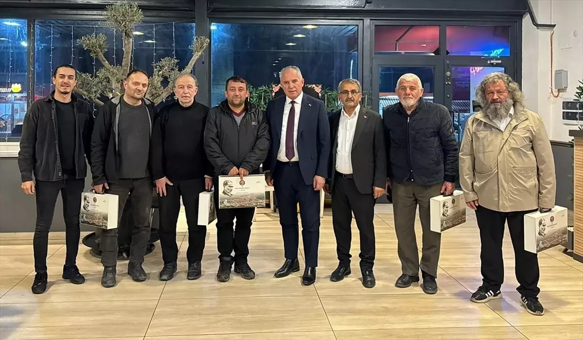 Taşova Belediye Başkanı Ömer Özalp, Basın Mensuplarıyla Görüşme Gerçekleştirdi