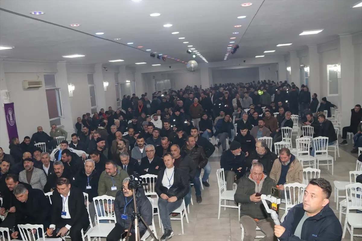 Mahmut Temiz, Taşova Esnaf ve Sanatkarlar Odası’nda Yeniden Başkan Seçildi