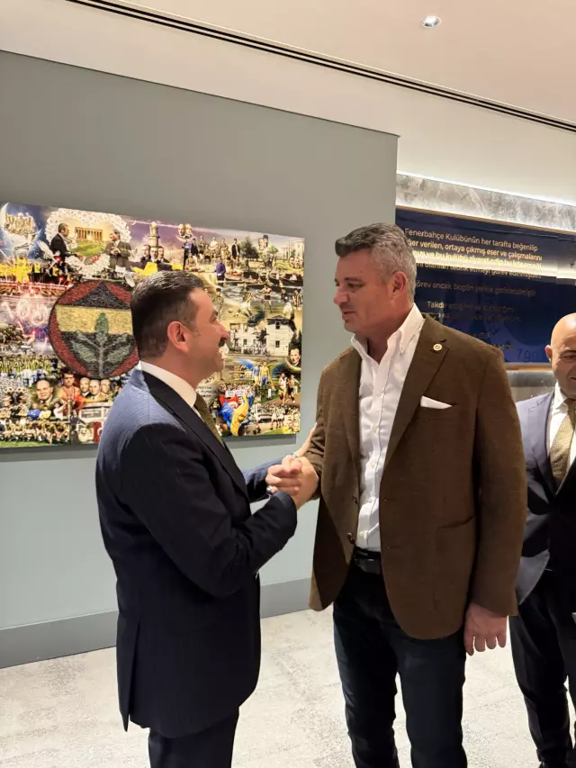 Yeşilay Kadıköy Şubesi toplantı salonu