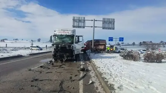 Çekici kamyonun çarpma anı