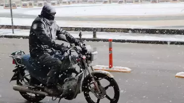 Kilis yollarında kar temizleme ekipleri