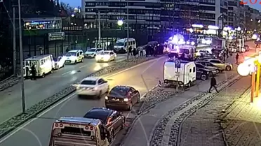 Olay yerinde bulunan bıçak ve kan delikleri