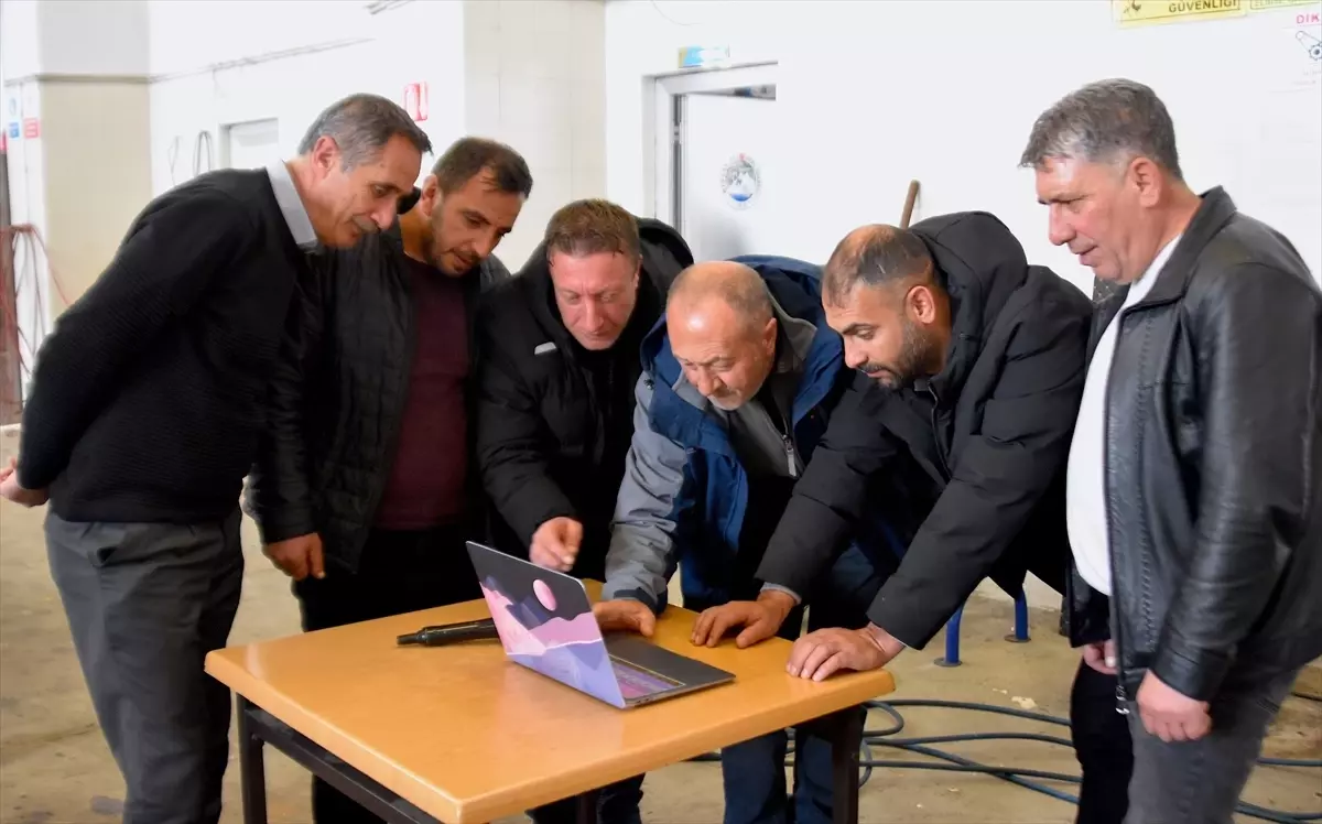 Bitlis Karla Mücadele Ekipleri AA’nın “Yılın Kareleri” Oylamasında Yer Aldı