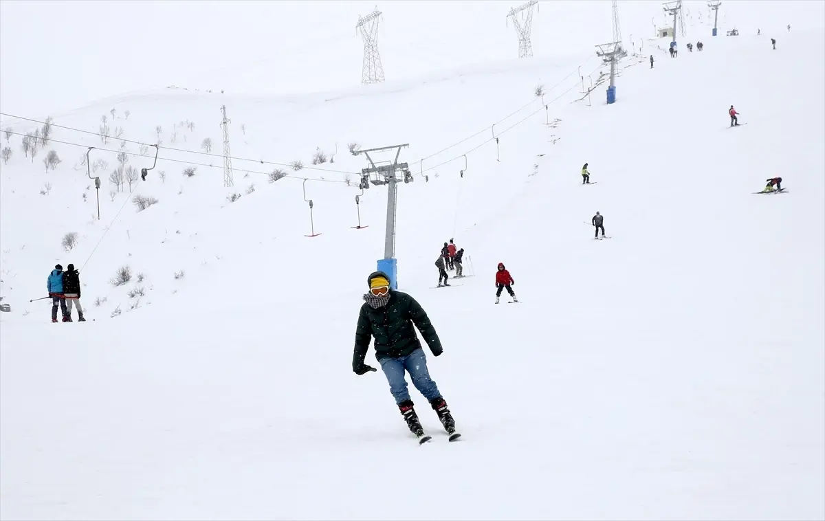 Bitlis El‑Aman Hanı Kayak Merkezi Yarıyıl Tatilinde Yoğun İlgi Görüyor
