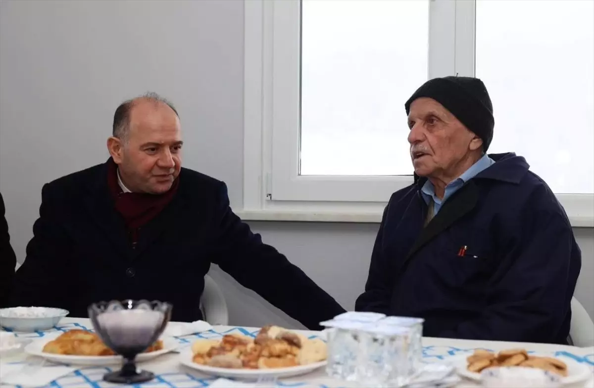 Vali Serdengeçti, Şehit Ailesinin Yeni Evine Ziyaret Etti