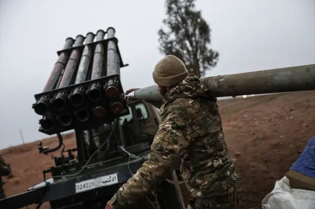 Suriye ordusunun Tabka’da ilerleyişi