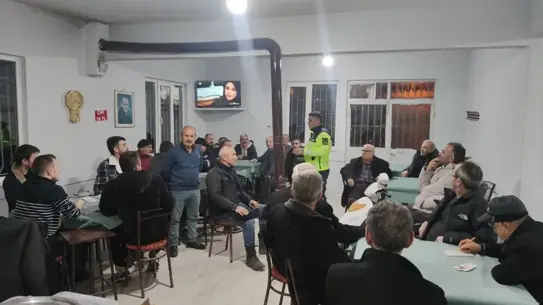 Jandarma trafik eğitimi sırasında sunum