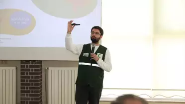 Seminerde Sunum Yapan Uzman