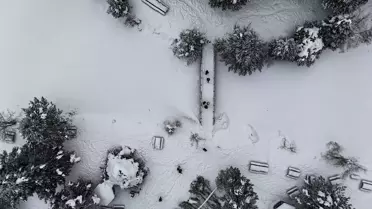 Karla örtülmüş Domaniç dağları