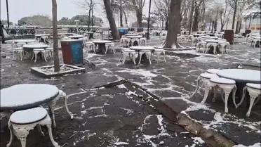 Camlıca Tepesi karla kaplı