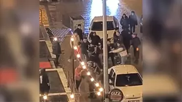 Lokantada çıkan tekmeli kavga anı