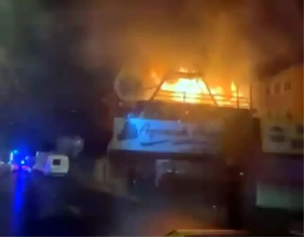 Avcılar’da Ahşap Atölyesinde Kısa Sürede Söndürülen Yangın