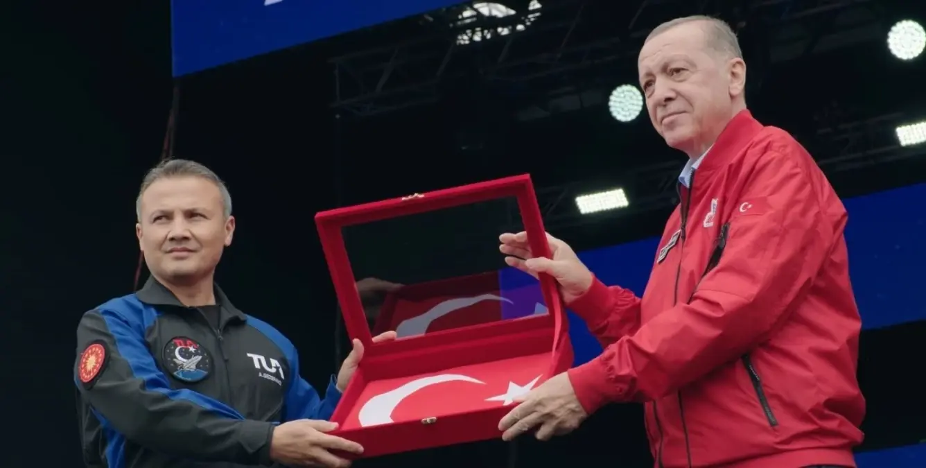 Alper Gezeravcı’nın Uzay Görevi 2. Yıl Dönümünü Bakan Kacır Kutladı