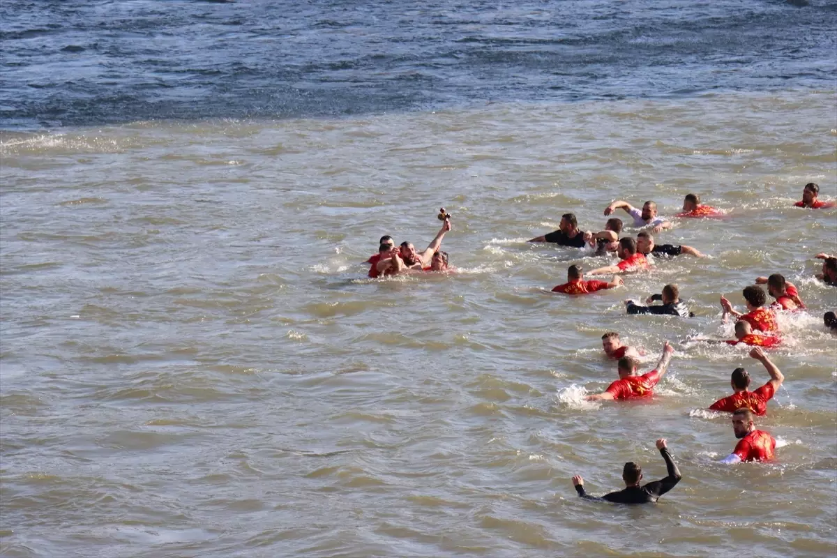 Balkanlar’da Epifani Bayramı Coşkuyla Kutlandı