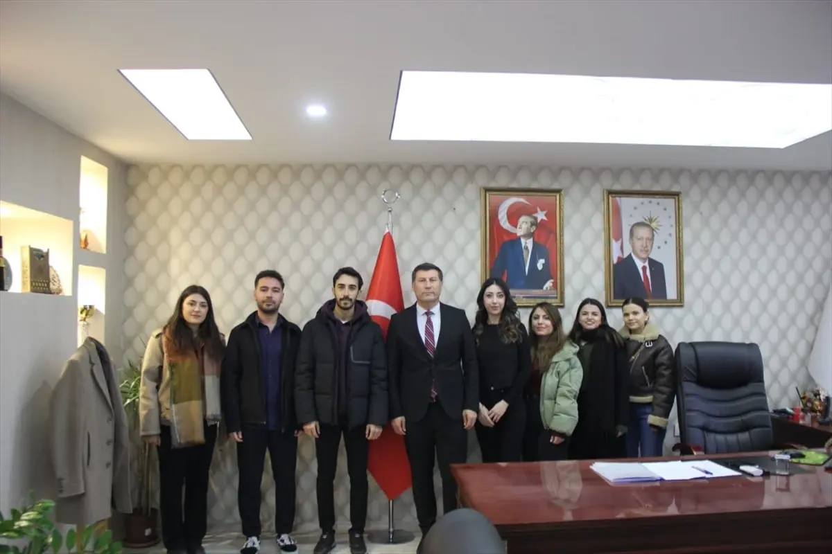 Cizre'de Atanan Yeni Öğretmenlerle Müdür İke'nin Karşılaması