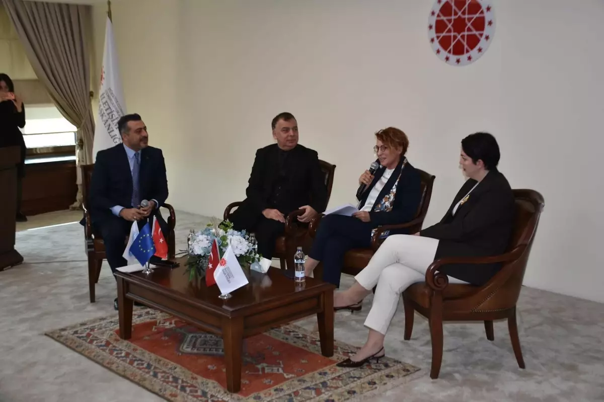 DİMGİ Projesi Forumda Dijital Medyanın Geleceği Vurgulandı