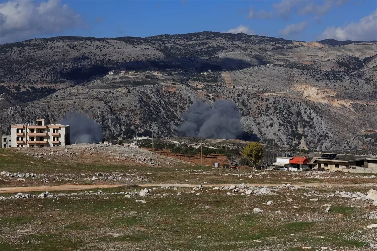 İsrail'in Lübnan Güneyine Yönelik Hava Saldırıları Sürüyor