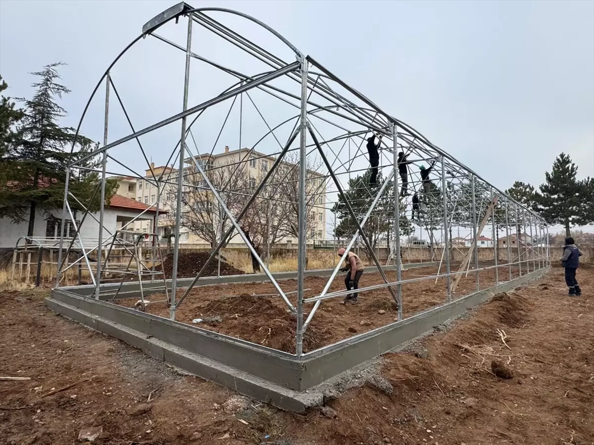 Kayseri Büyükşehir Belediyesi'nden Bünyan’da Tam Otomasyonlu Modern Ata Tohumu Serası