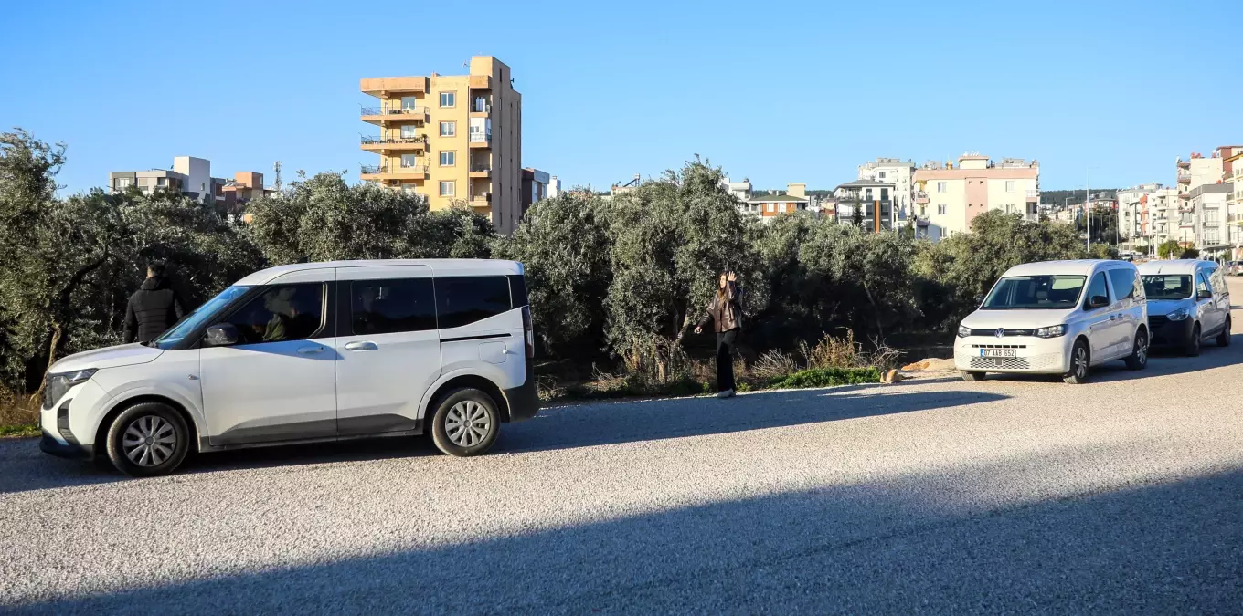 Antalya'da 15 Yaşındaki Genç Zeytinlikte Dengesini Kaybederek Hayatını Kaybetti