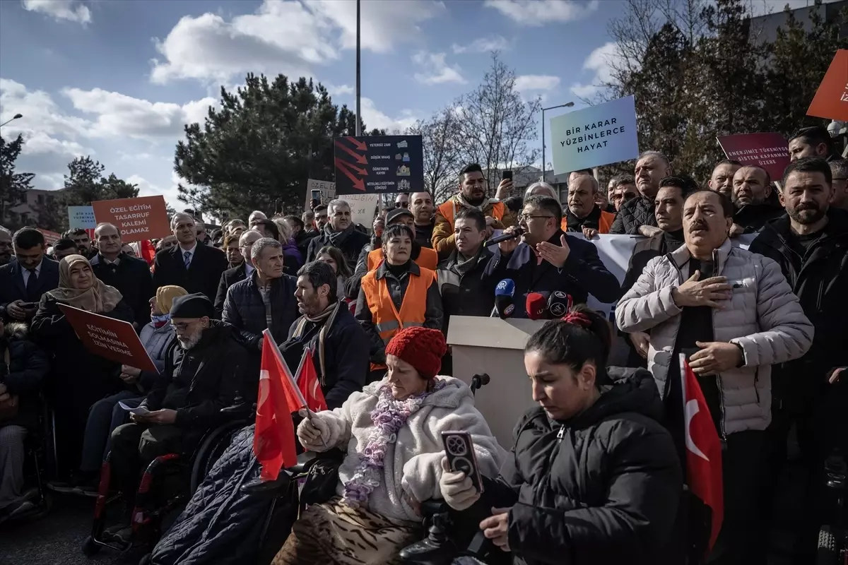 Özel Eğitim ve Engelli STK'ları Sorunlarını Gündeme Taşıdı