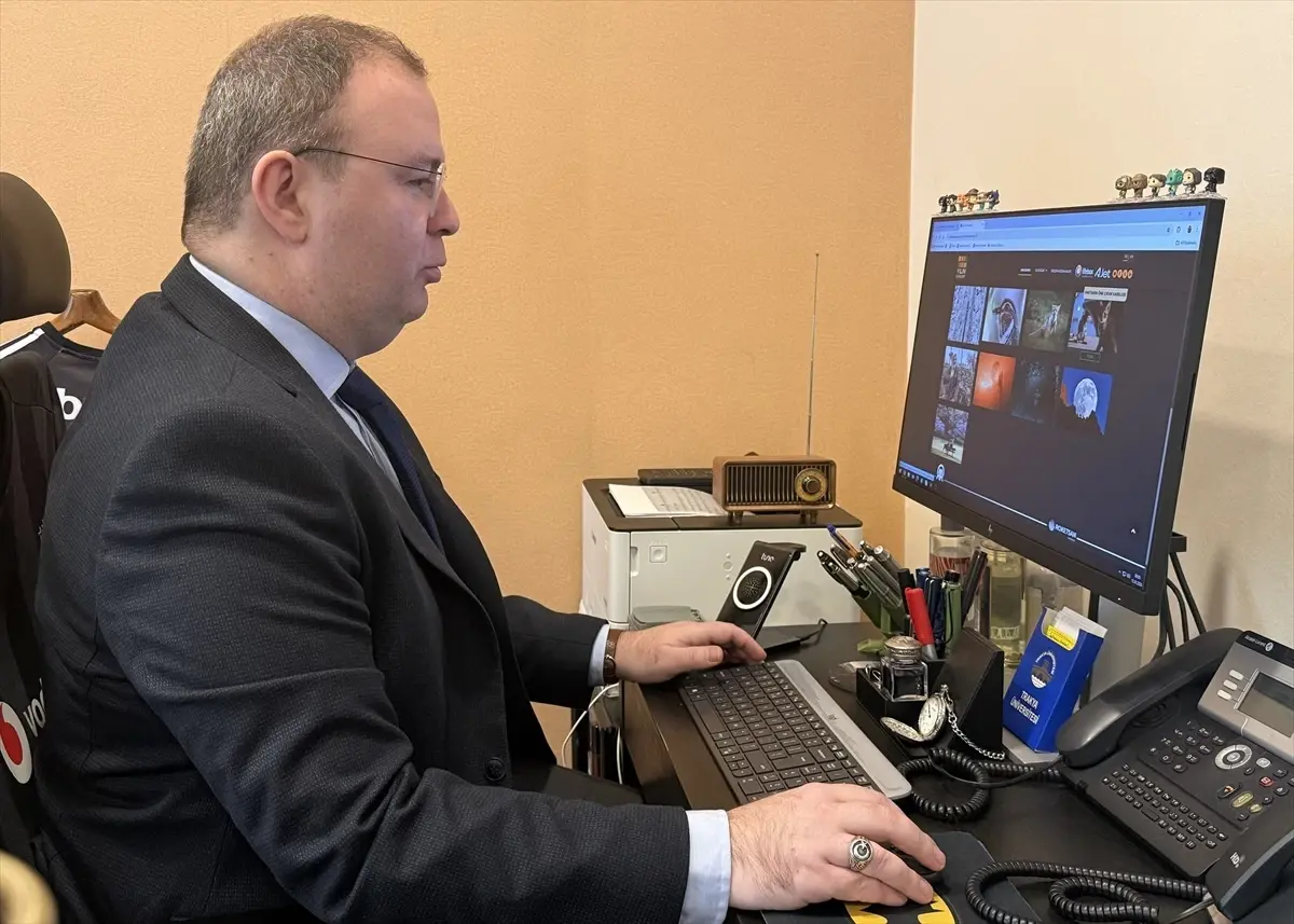 Gümülcine Başkonsolosu Aykut Ünal, Yılın Kareleri Yarışmasında Oy Kullanarak Destek Verdi