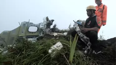 Kaza sonrası uçak enkazı