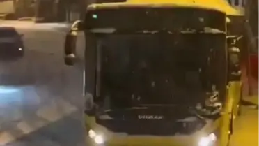 Alibeyköy’de kaygan zeminde İETT otobüsü kazası