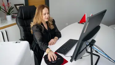 Blerta Kadzadej Yılın Kareleri oylamasında incelenen ana fotoğraf