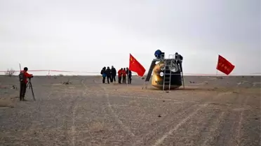 Shenzhou-20 dönüş kapsülünün yakın çekim fotoğrafı
