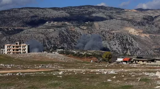 İsrail savaş uçakları Lübnan güneyinde