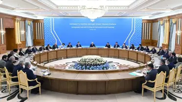 Kazakistan parlamenter reform toplantısı