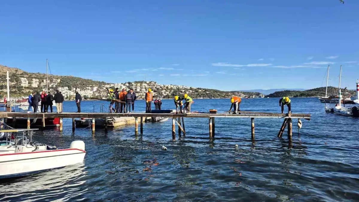 Bodrum’da 10 Yıllık Kaçak Liman Yıkım Çalışmaları Başladı