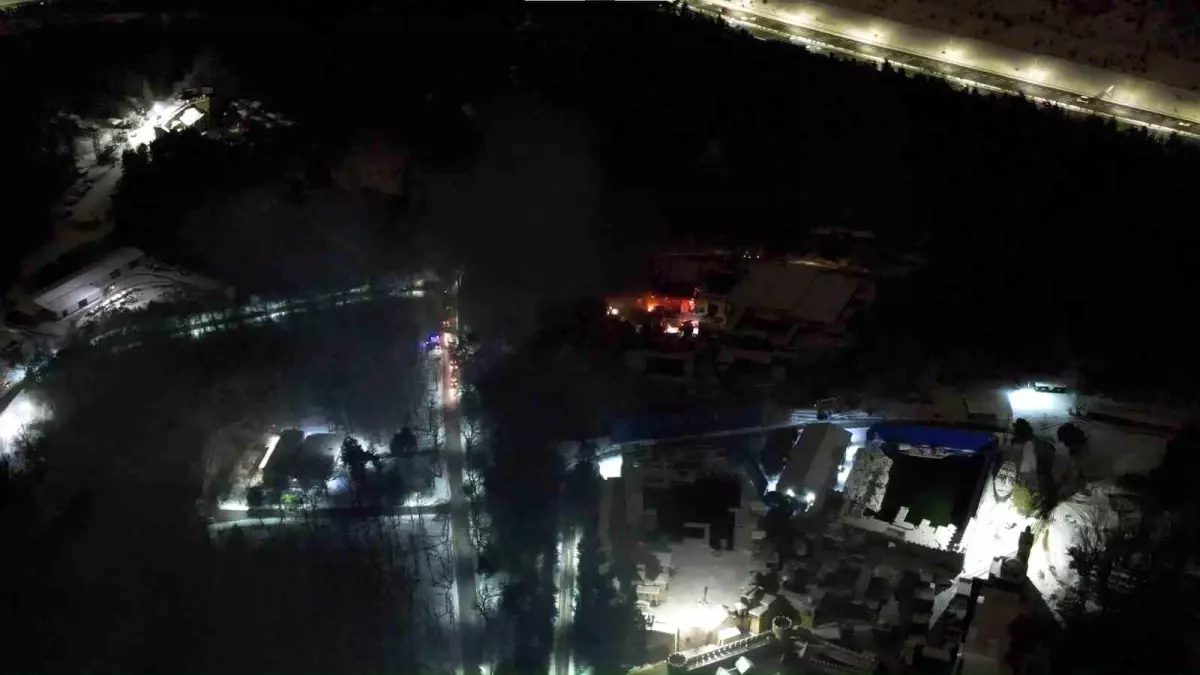 Çekmeköy TRT Film Platosunda Çıkan Yangın Kontrol Altına Alındı