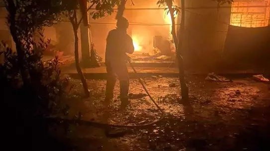 Reyhanlı’da yangın sonrası evin hasar görüntüsü