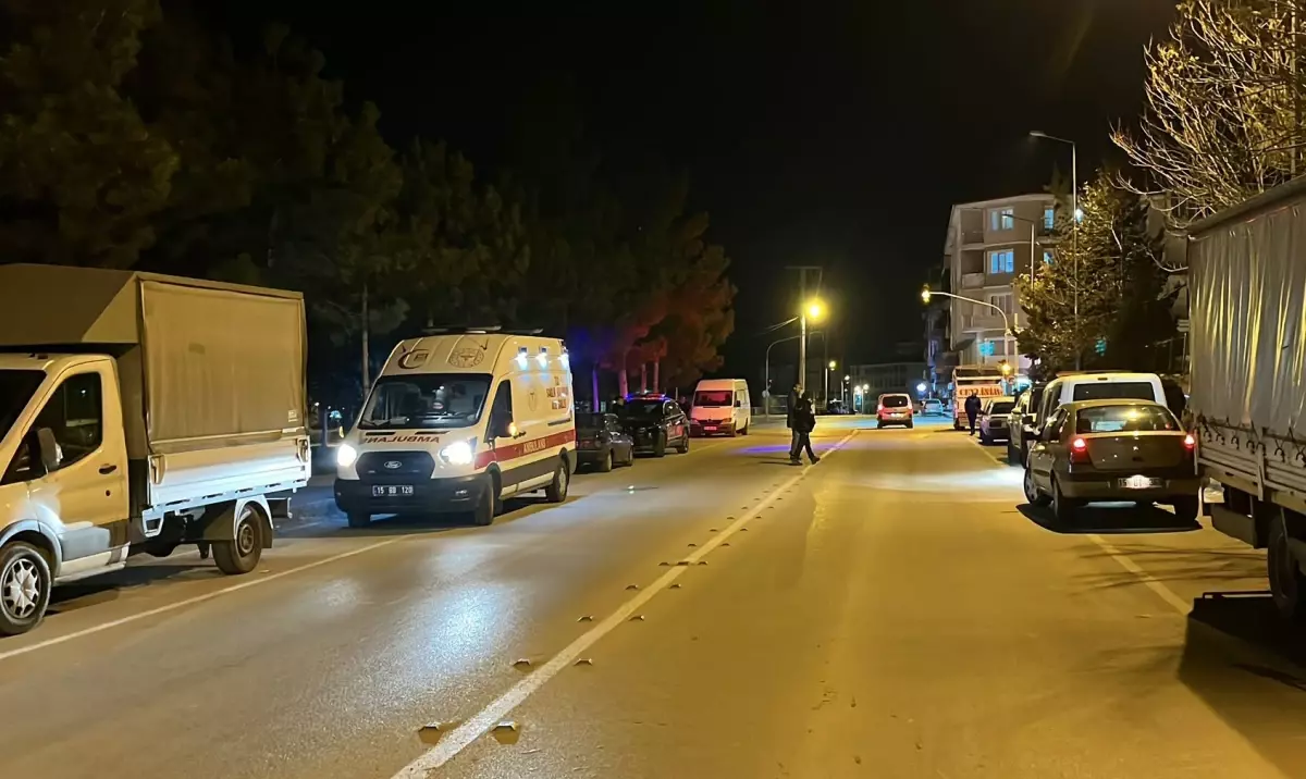 Burdur'da Genç Arkadaşlar Arasındaki Bıçaklı Çatışmada 17 Yaşındaki M.S. Yaralandı
