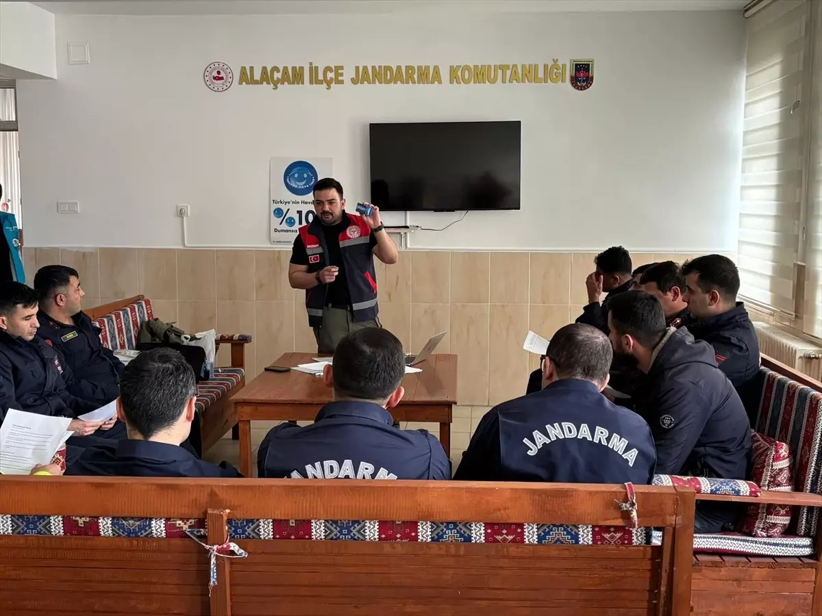Alaçam'da Jandarma Personeline Sigara Bırakma ve Tütünle Mücadele Eğitimi Verildi