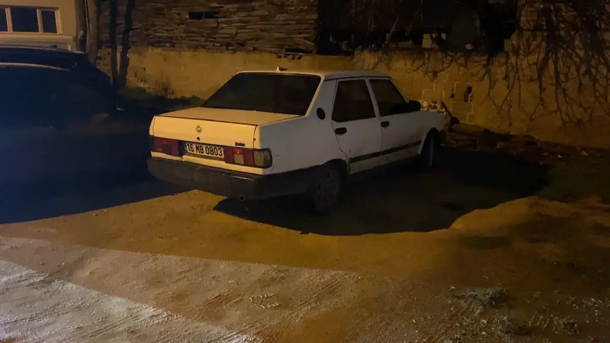 İnegöl'de Dur İhtarına Uymayan Sürücü Çıkmaz Sokakta Yakalandı