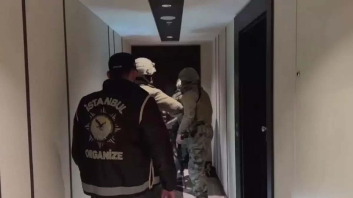 İstanbul’da İş Arayan Genç, Suç Çetesinin Kandırmasına Karşı Koydu