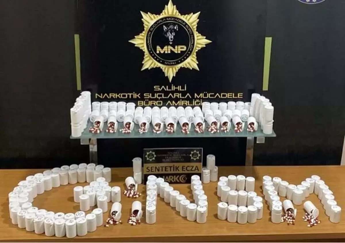 Manisa'nın Salihli İlçesinde 11 Bin Uyuşturucu Hap Ele Geçirildi