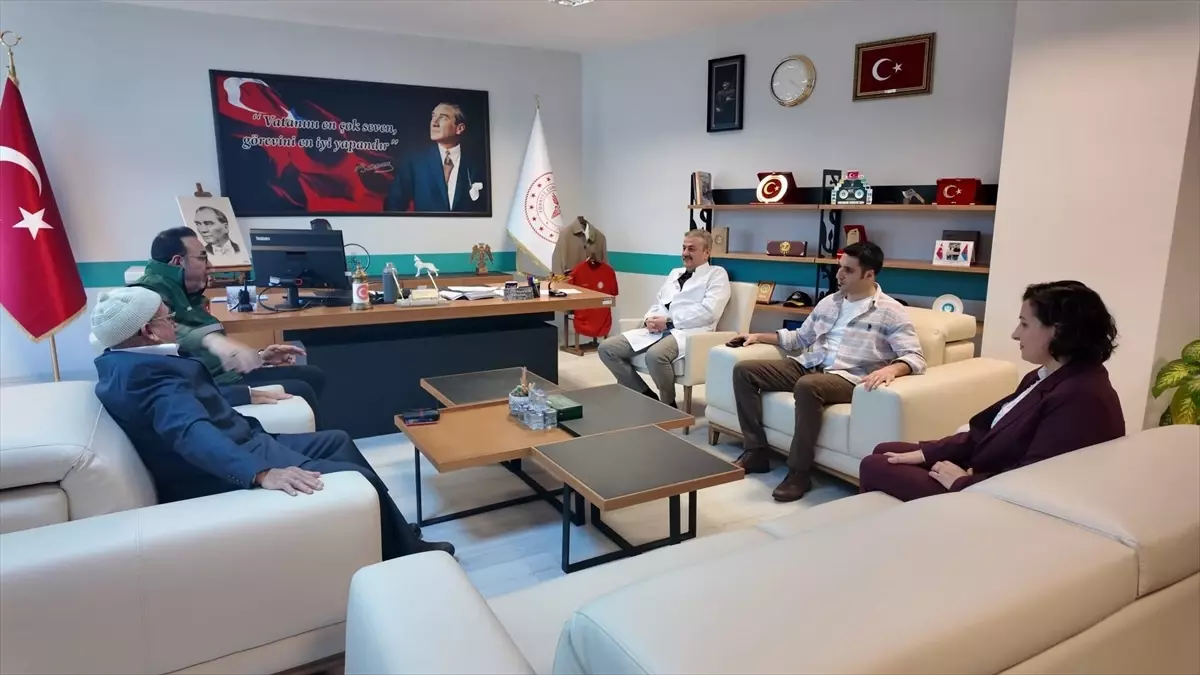 Hasan Altaş'tan Muğla Hastanesine 13 Yeni Tekerlekli Sandalye Bağışı